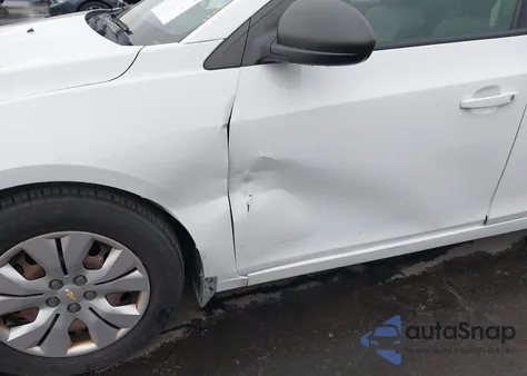 2016 Chevrolet Cruze Limited Ls Auto z USA, uszkodzony, nr VIN 1G1PC5SG6G7176364